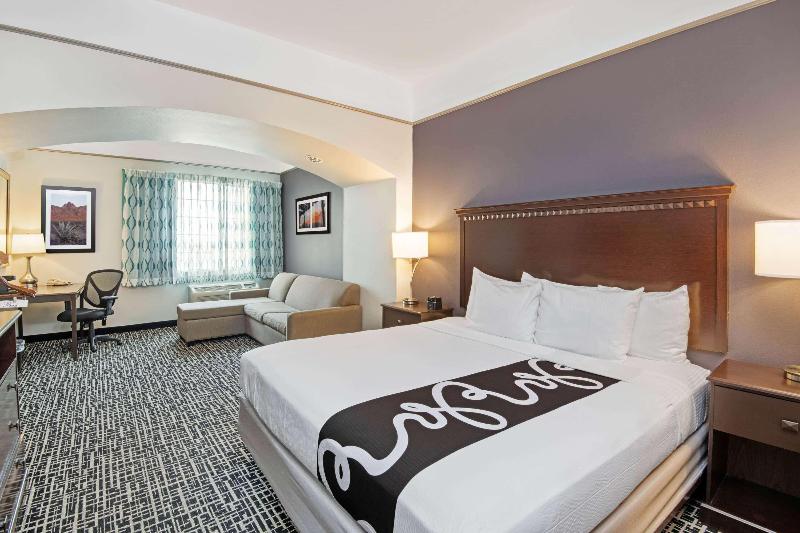 Номер Deluxe Кровать Кинг, La Quinta By Wyndham Dumas