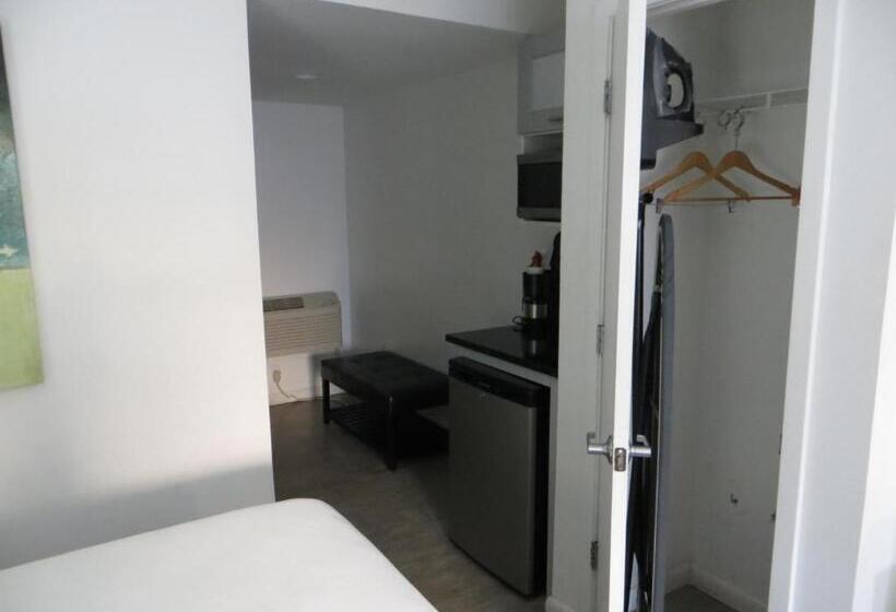 Номер Стандарт, Lotus Boutique Inn And Suites