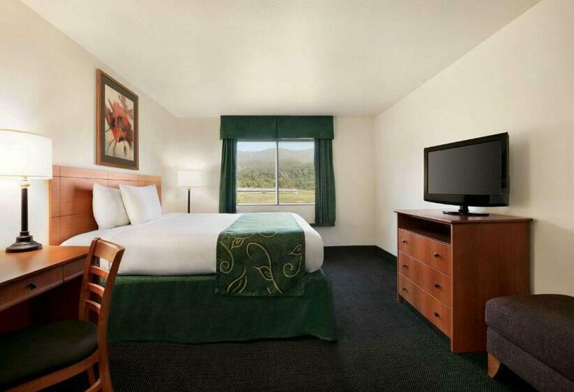 Стандартный Номер Кровать Кинг, Travelodge By Wyndham Low Moor Near Covington