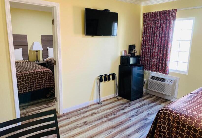 Семейный Номер, Central Coast Inn  Cayucos