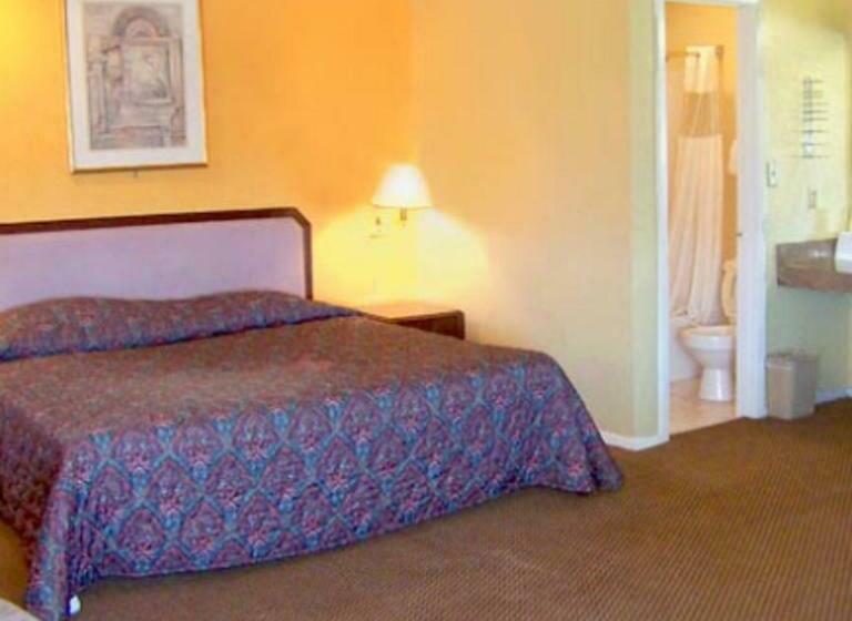 Стандартный Номер Кровать Кинг, Seagoville Inn