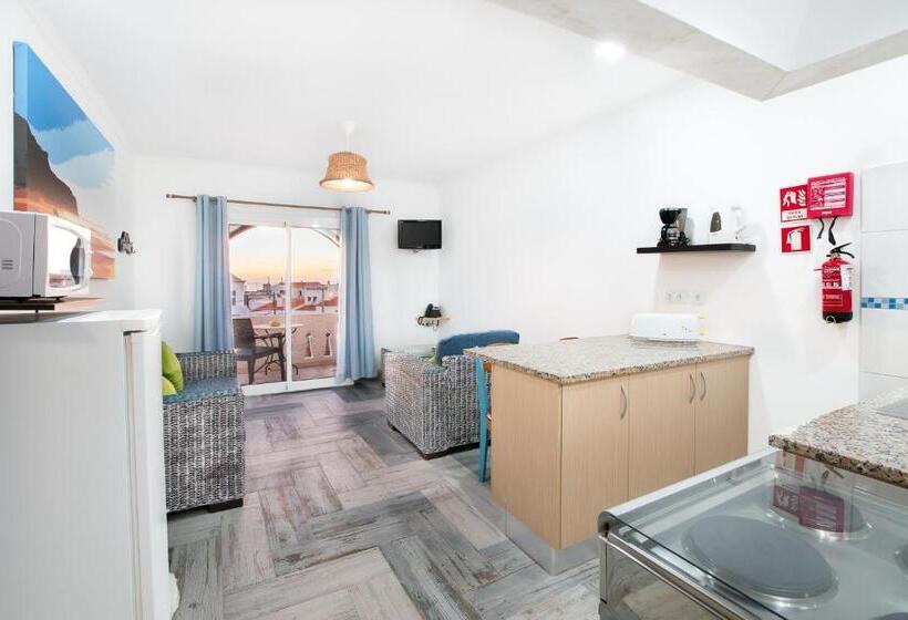 Апартаменты 1 Спальня Вид на Море с Балконом, Tonel Apartamentos Turisticos
