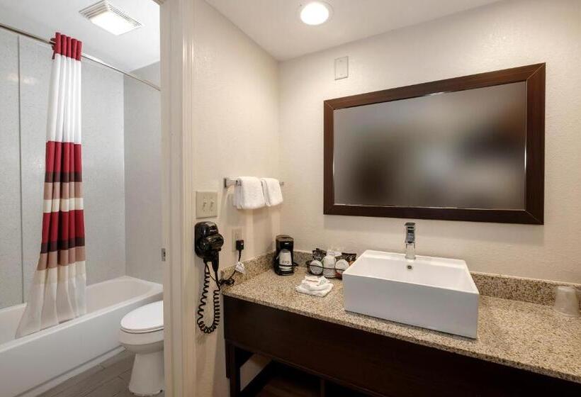 Люкс Кровать Кинг, Red Roof Inn Helen