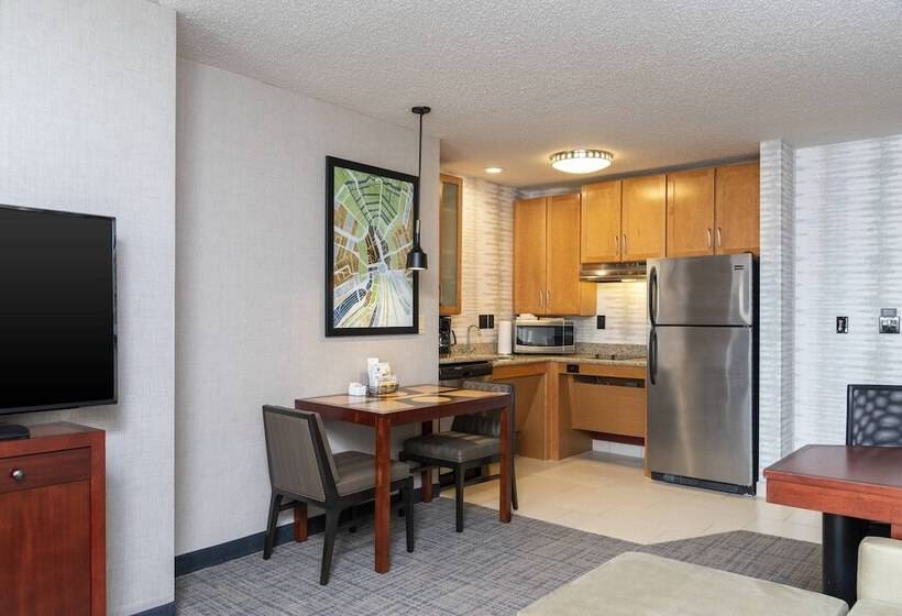 Люкс, Residence Inn By Marriott Midland