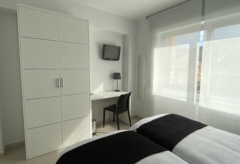 Номер Стандарт, Hostal Somnis