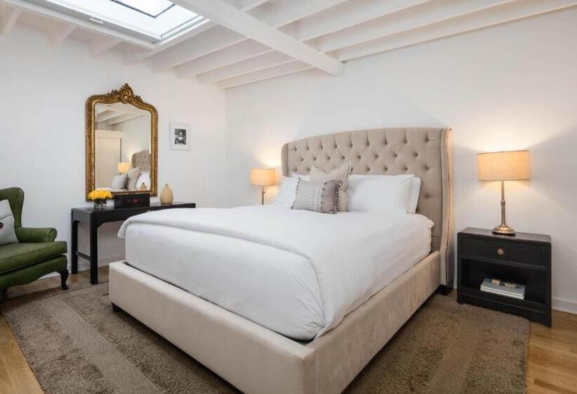 Апартаменты Deluxe 1 Спальня, The Charlie West Hollywood