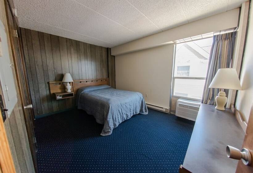 Люкс, Windjammer Motor Inn
