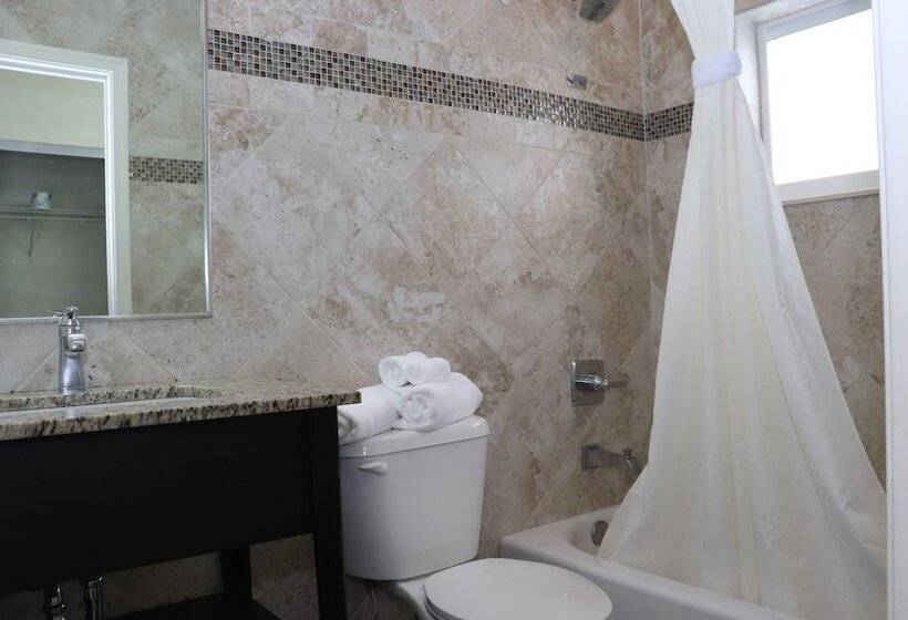חדר סופריור, Curtis Inn & Suites