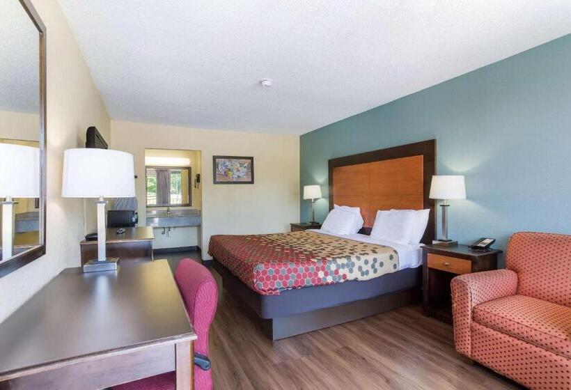 适合残疾人士使用的带超级大床的标准间, Econo Lodge Gallatin   Metro Nashville