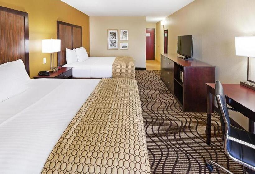 Номер Deluxe, La Quinta Inn & Suites By Wyndham Floresville