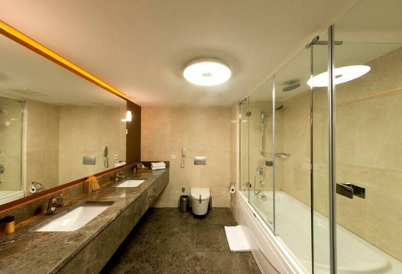 سوییت خانوادگی, Nidya Hotel Galataport