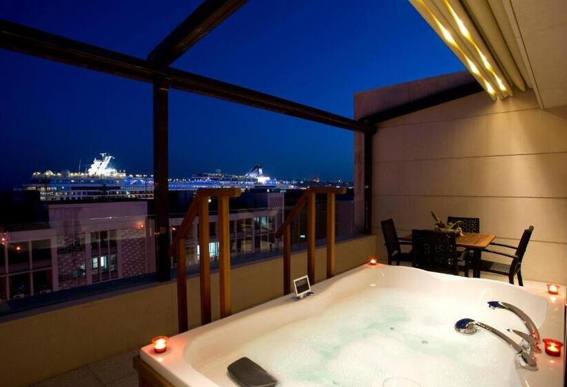 سوئیت با وان آب گرم, Nidya Hotel Galataport