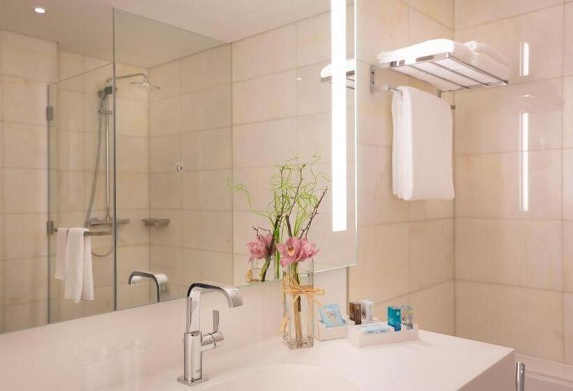 Люкс Superior, Novotel Abu Dhabi Al Bustan