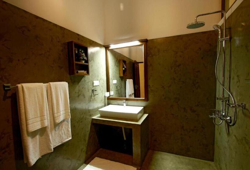 Номер Deluxe, Diya Dahara Lake Resort