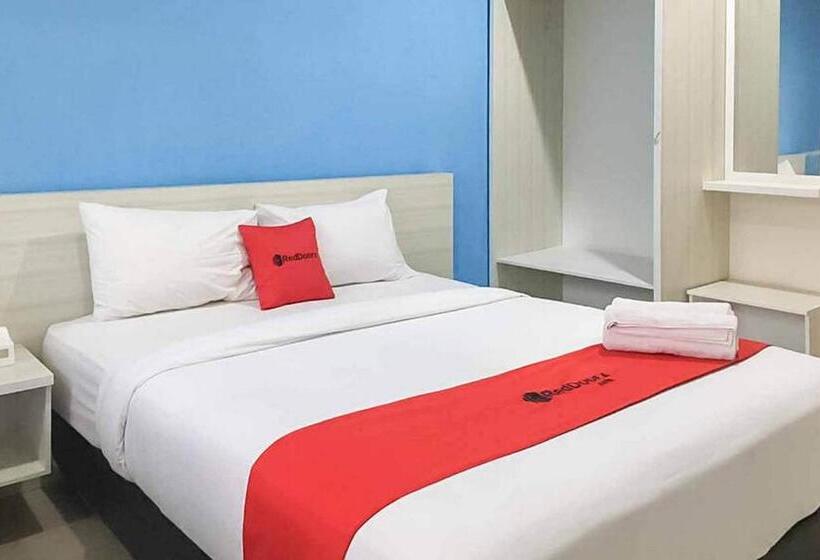 Номер Economy, Reddoorz Plus @ Panorama Villas Batu