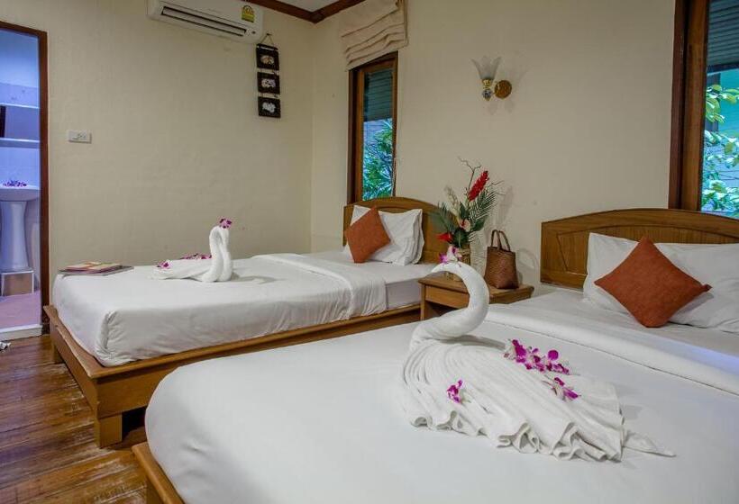 Бунгало Superior, The Vatika Resort And Spa