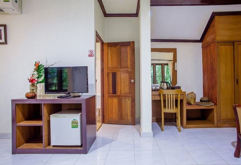 Семейное Бунгало, The Vatika Resort And Spa