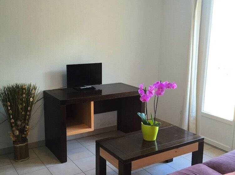 Апартаменты 1 Спальня с Балконом, Resid Artel Cadarache  Iter