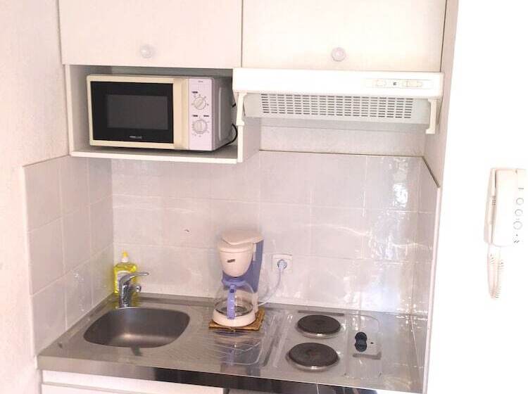 Апартаменты 1 Спальня с Балконом, Resid Artel Cadarache  Iter