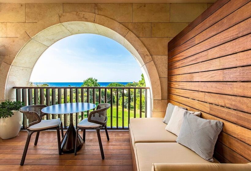 Номер Deluxe Вид на Море Боковой, The Romanos, A Luxury Collection Resort, Costa Navarino