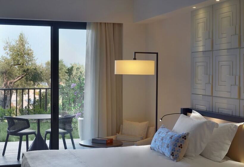 Номер Deluxe Вид на Море Боковой, The Romanos, A Luxury Collection Resort, Costa Navarino