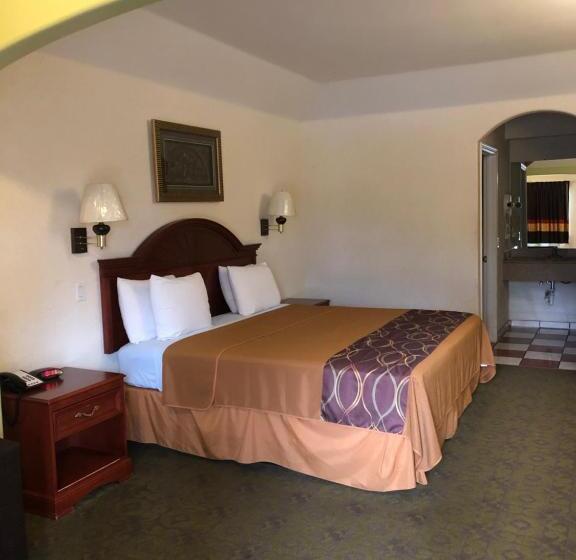 Люкс Deluxe Кровать Кинг, Porter Executive Inn & Suites