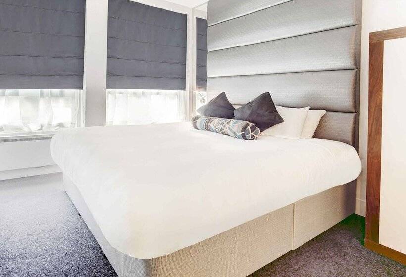Family Suite, Sandman Signature Newcastle