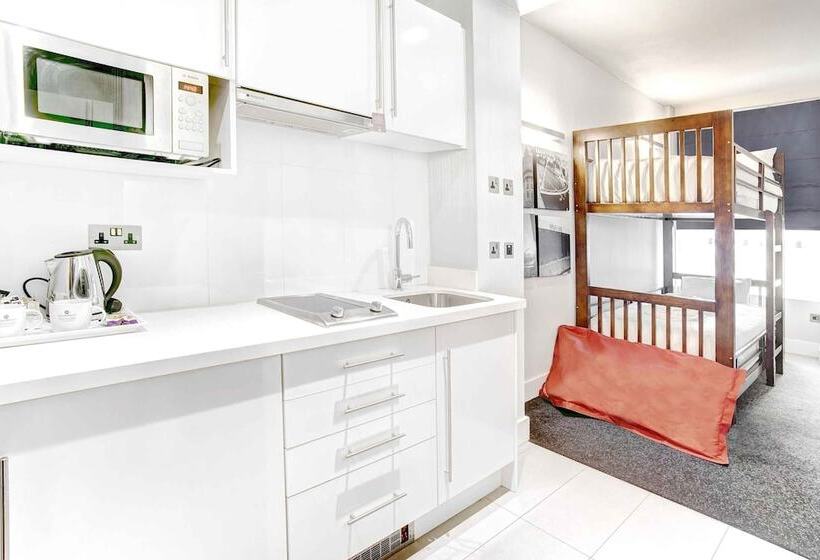 Family Suite, Sandman Signature Newcastle
