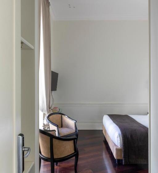 Junior Suite con Balcone, Scalinata Di Spagna