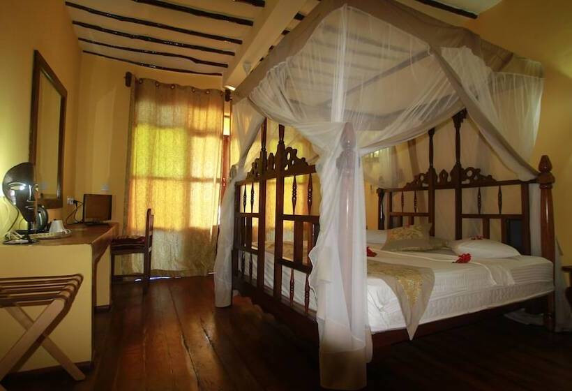 Номер Стандарт Вид на Море, Zanzibar House