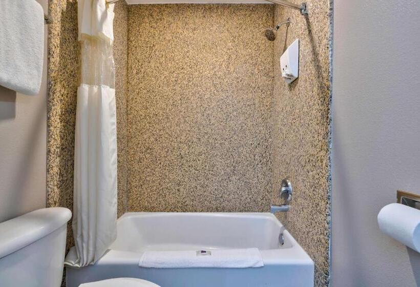 Номер Стандарт, Motel 6 South Gate CA