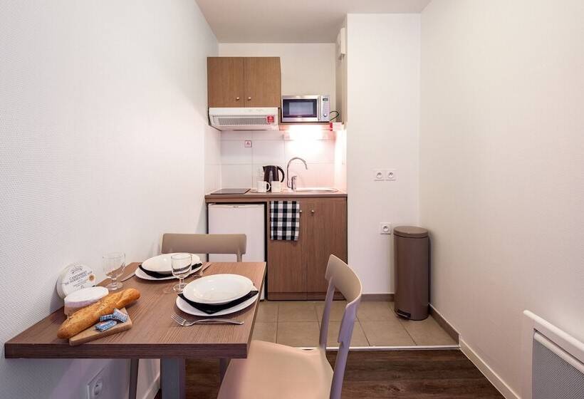 Студия Стандарт, Appart City Confort Niort Centre