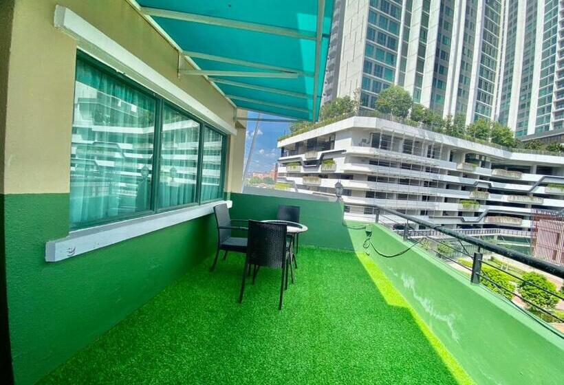 Номер Deluxe Кровать Куин, Best View Hotel Sunway Mentari