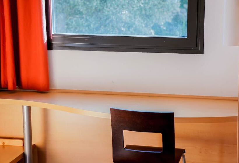اتاق استاندارد, Ibis Girona