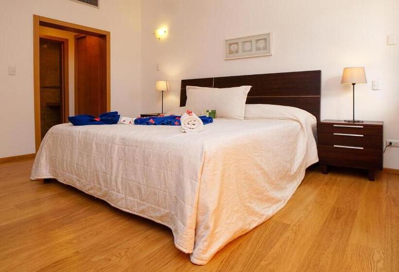 سوئیت سینیور, Sybaris Suites & Residences