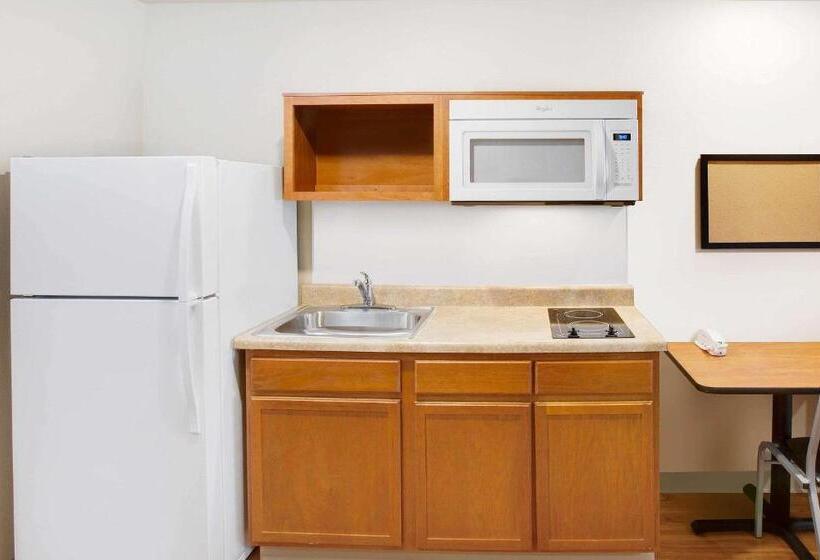 Студия Стандарт, Woodspring Suites College Station