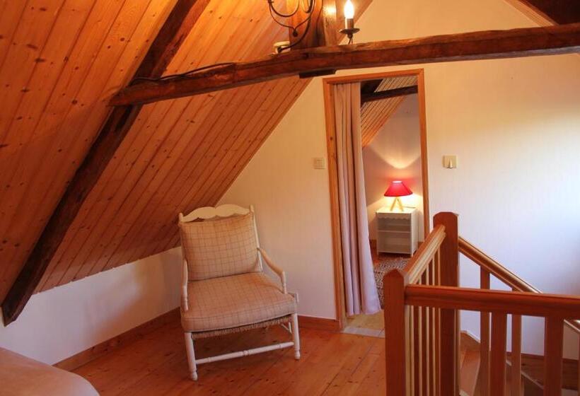Семейный Номер, Gîtes Chez L Habitant La Touche D En Bas