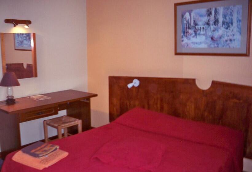 Quarto Estandar, Ad Cyber Hôtel