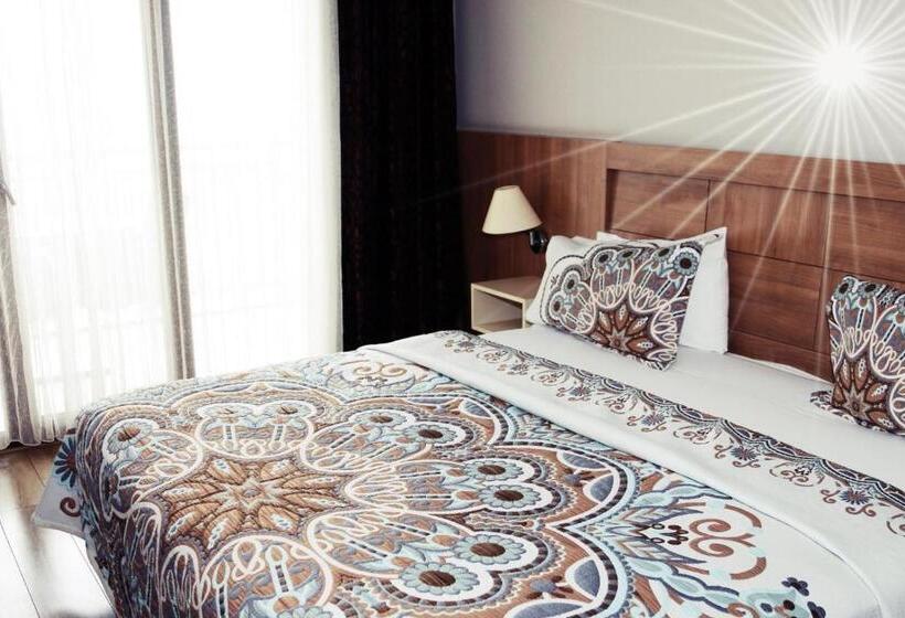 اتاق لوکس با چشم‌انداز دریا, Anemon Kent Trabzon Otel