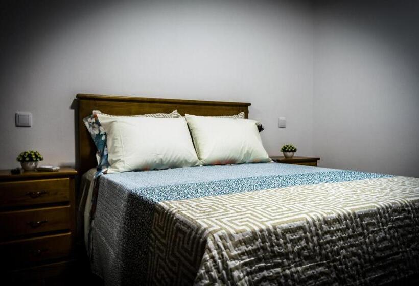 Номер Стандарт, Hostel Encostas Do Douro