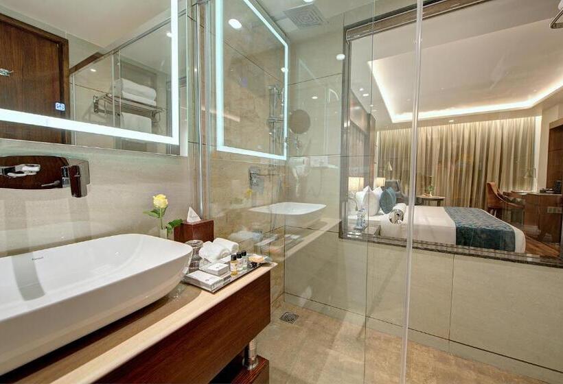 Номер Superior Кровать Кинг, Best Western Plus Revanta Mcleod Ganj