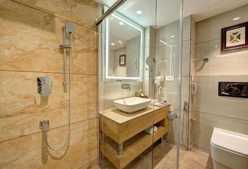 Номер Deluxe Кровать Кинг, Best Western Plus Revanta Mcleod Ganj