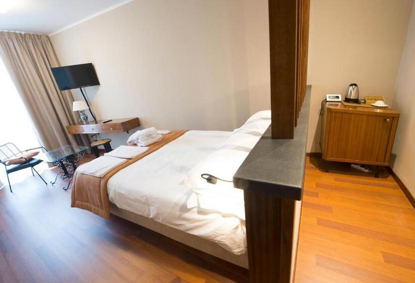 Номер Стандарт с Балконом, Villa Jasmine B&b
