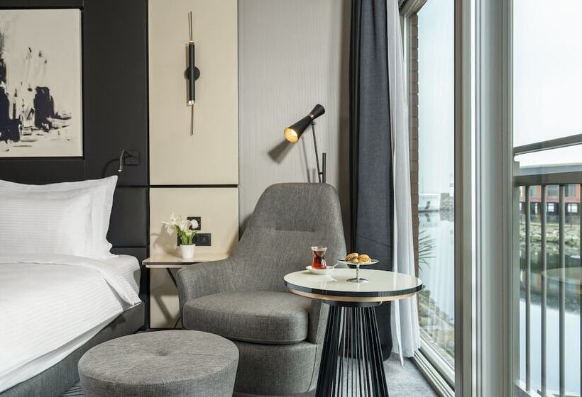 スタンダードルーム, Crowne Plaza   Istanbul Tuzla Viaport Marina, An Ihg