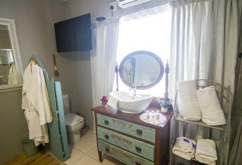 Номер Стандарт, The Place Guesthouse Parys