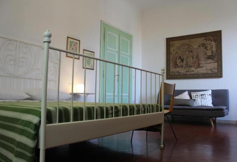 اتاق استاندارد چهار تخته, Villa Monti