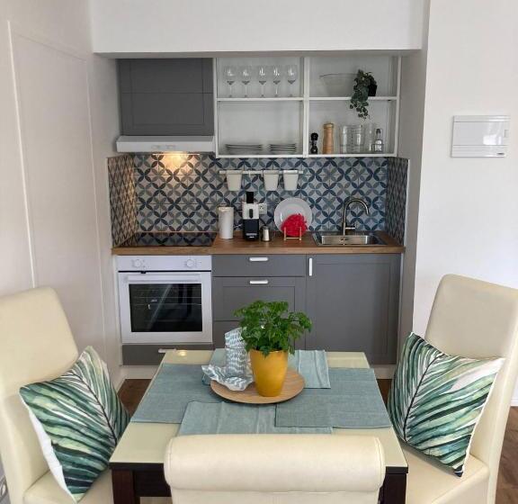 Апартаменты 1 Спальня Нижний Этаж, Motel55   Nettes Hotel Mit Self Check In In Villach, Warmbad