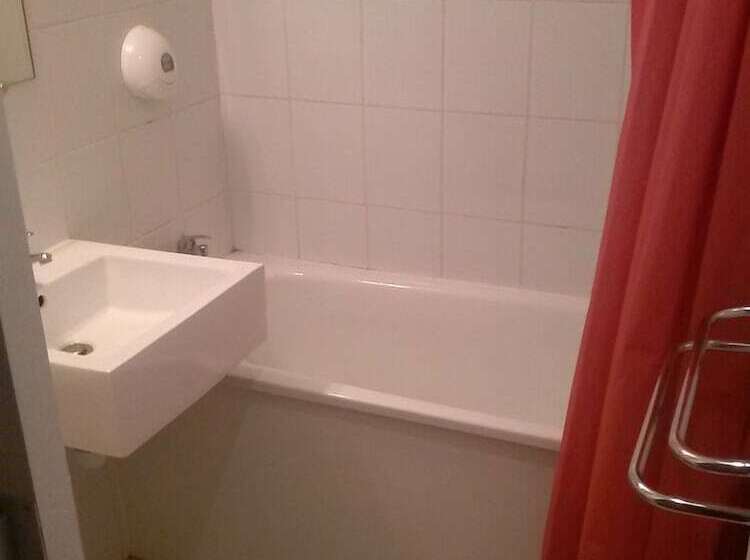 Номер Стандарт, Acotel Logis Hôtels
