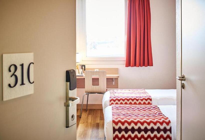 Номер Стандарт, Kyriad Rouen Sud  Val De Reuil
