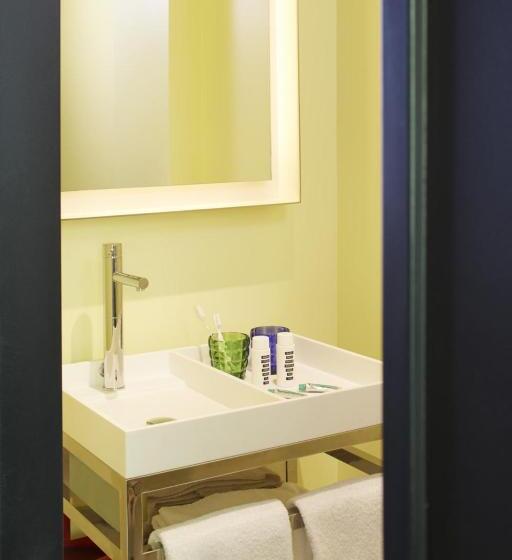 Номер Стандарт, Mama Shelter Bordeaux Centre
